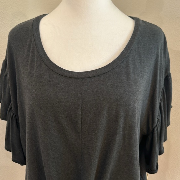 New MOSSIMO Top XL - Picture 2 of 9